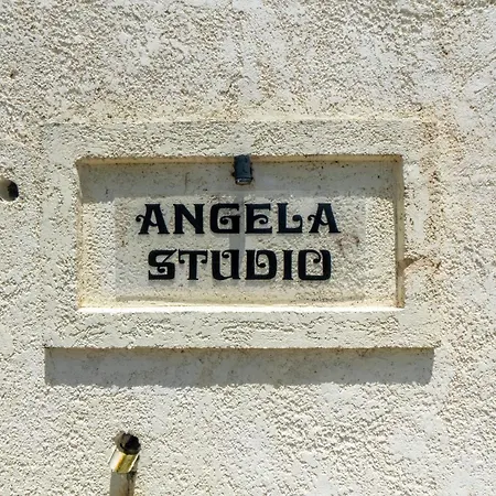 Angela בית נופש